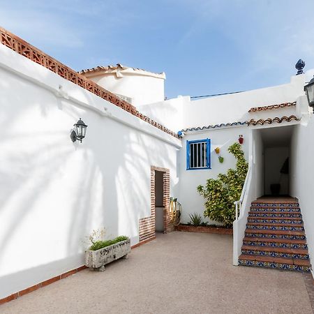 Malva Villa Oliva Buitenkant foto
