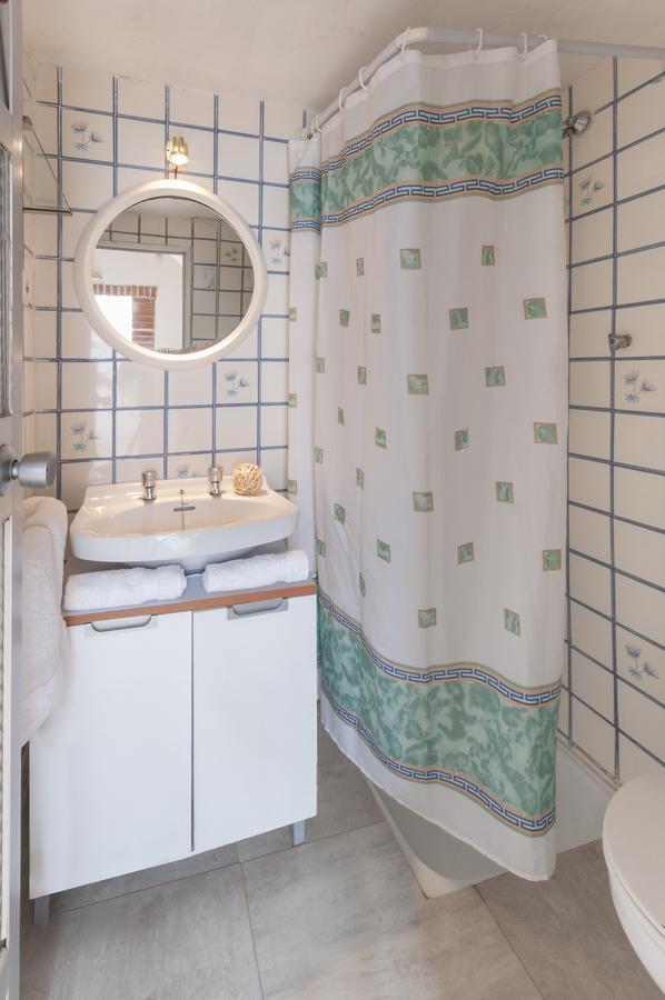 Malva Villa Oliva Buitenkant foto
